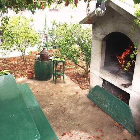 By The Sea Arbanija, Ciovo - 19456 *