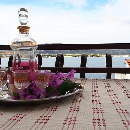 By The Sea Arbanija, Ciovo - 19456 شقة